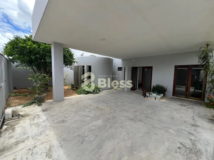 Foto 1 de Casa com 3 Quartos à venda, 208m² em Pitimbu, Natal