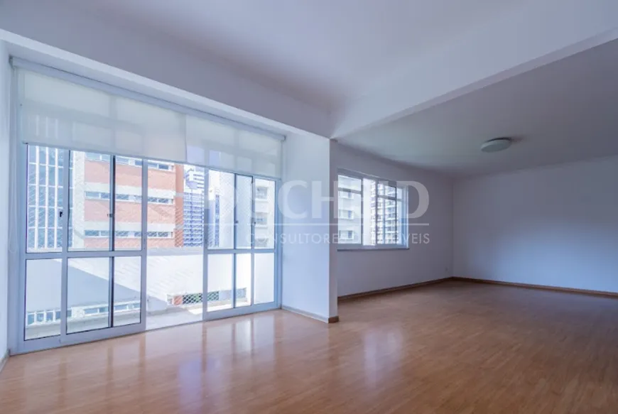 Foto 1 de Apartamento com 3 Quartos à venda, 151m² em Jardim Paulista, São Paulo