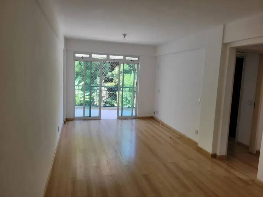 Foto 1 de Apartamento com 2 Quartos à venda, 75m² em Quitandinha, Petrópolis