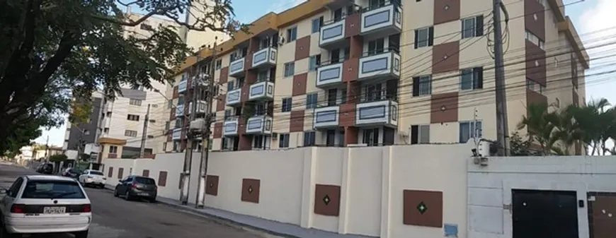 Foto 1 de Apartamento com 2 Quartos para alugar, 75m² em Vicente Pinzon, Fortaleza