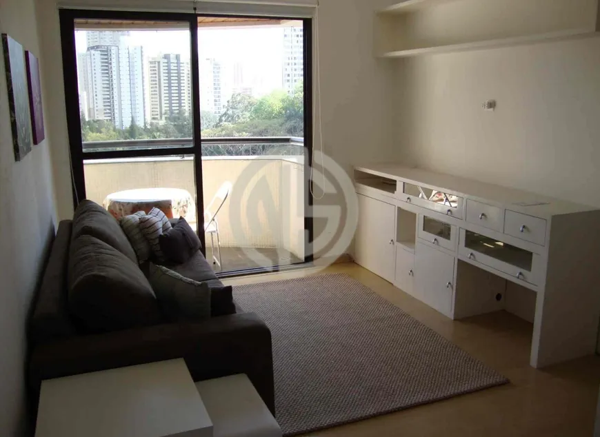 Foto 1 de Apartamento com 1 Quarto para alugar, 35m² em Vila Suzana, São Paulo