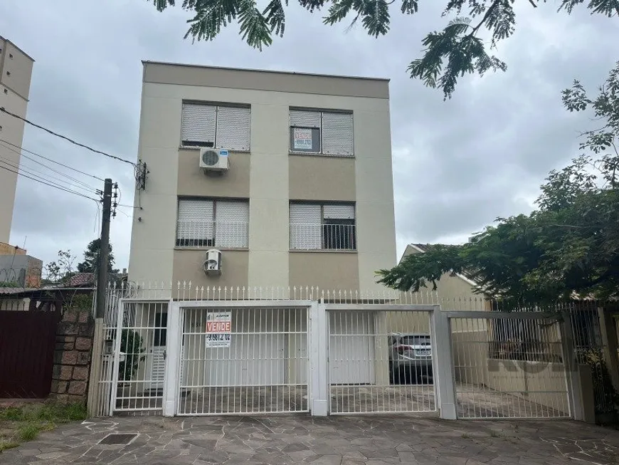Foto 1 de Apartamento com 2 Quartos à venda, 80m² em Passo da Areia, Porto Alegre