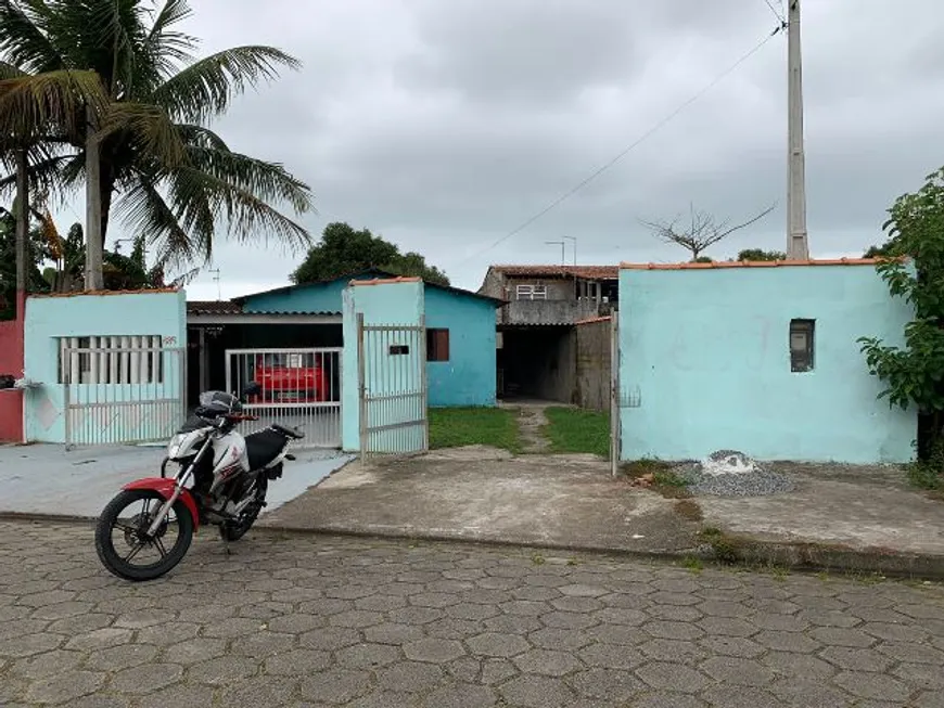 Foto 1 de Casa com 2 Quartos à venda, 176m² em Jardim Palmeiras, Itanhaém