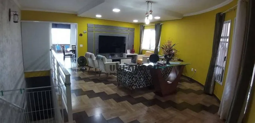 Foto 1 de Casa com 3 Quartos à venda, 221m² em Jardim Paraíso, Itu