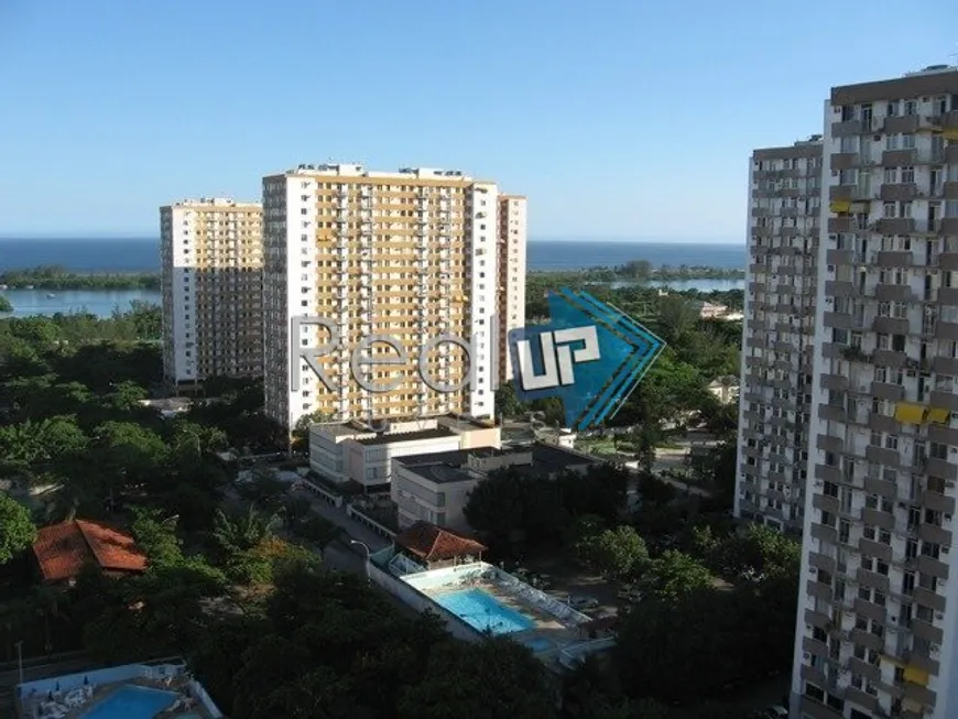 Foto 1 de Apartamento com 2 Quartos à venda, 52m² em Barra da Tijuca, Rio de Janeiro