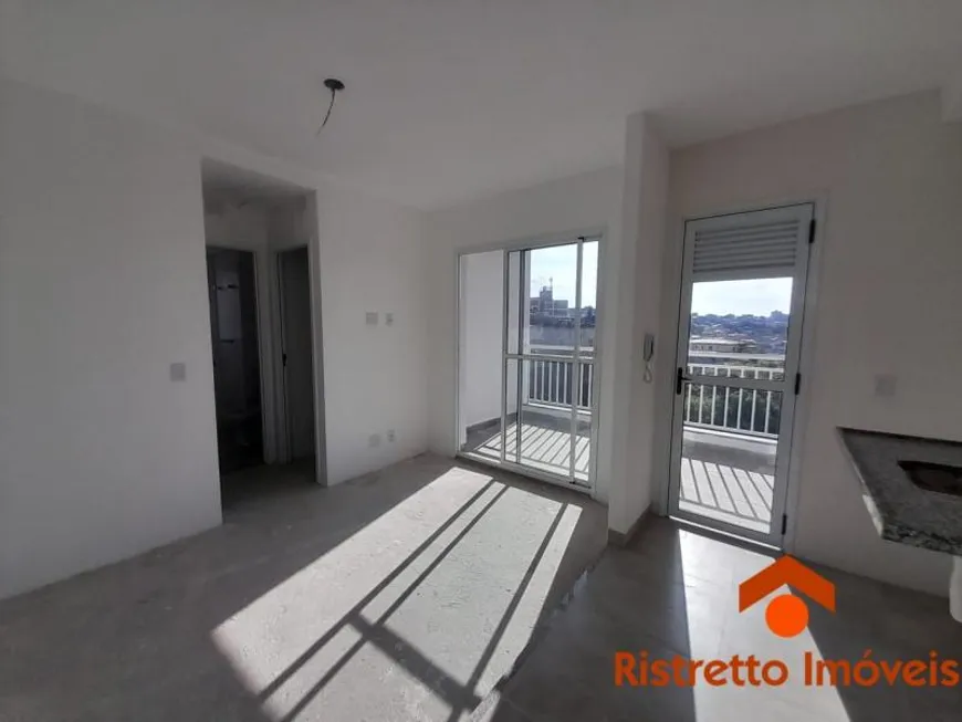 Foto 1 de Apartamento com 2 Quartos à venda, 45m² em Umuarama, Osasco