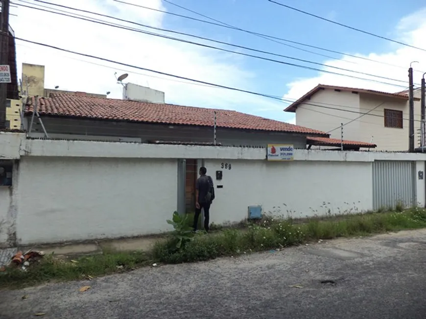 Foto 1 de Casa com 4 Quartos à venda, 218m² em Sapiranga / Coité, Fortaleza