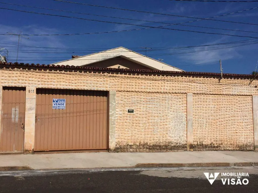 Foto 1 de Casa com 3 Quartos à venda, 250m² em Santa Maria, Uberaba