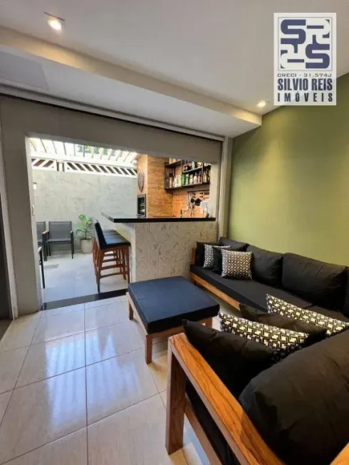 Foto 1 de Casa com 3 Quartos à venda, 220m² em Campo Grande, Santos