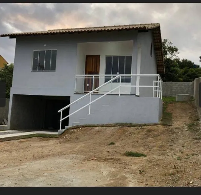 Foto 1 de Casa com 2 Quartos à venda, 250m² em Jacaroá, Maricá