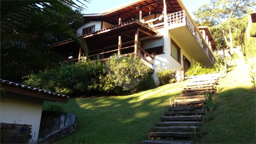 Foto 1 de Casa com 4 Quartos para venda ou aluguel, 500m² em Serra da Cantareira, Mairiporã