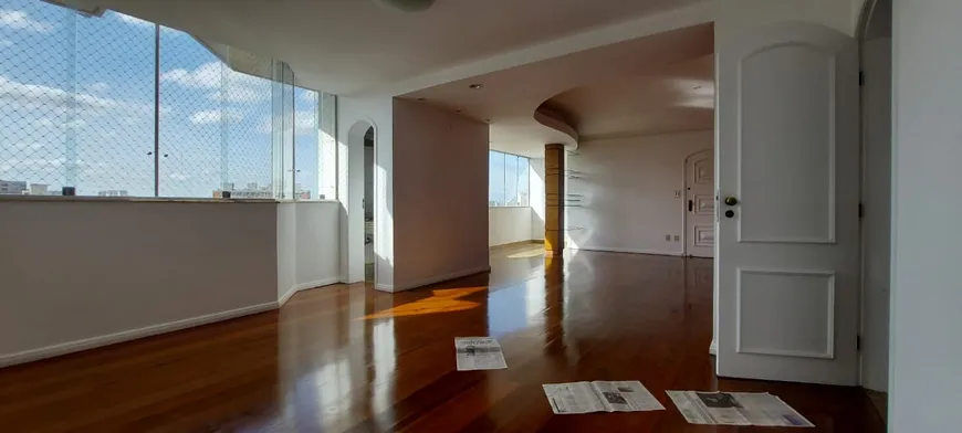 Foto 1 de Apartamento com 4 Quartos à venda, 160m² em Funcionários, Belo Horizonte