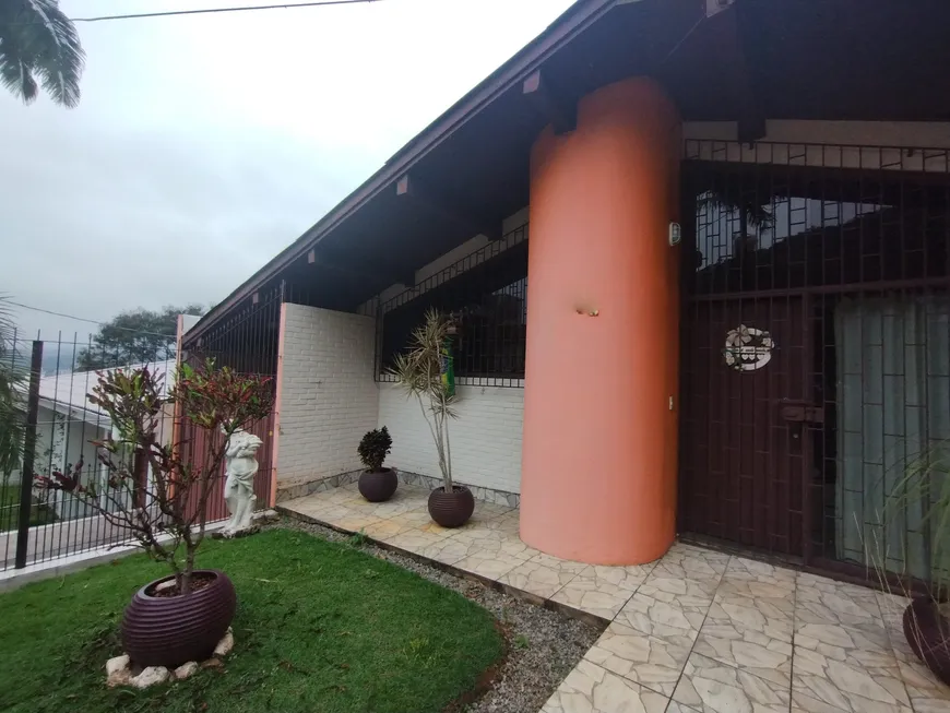 Foto 1 de Casa com 3 Quartos à venda, 190m² em Trindade, Florianópolis