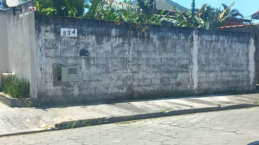 Foto 1 de Lote/Terreno à venda, 400m² em Jardim Casa Branca, Caraguatatuba