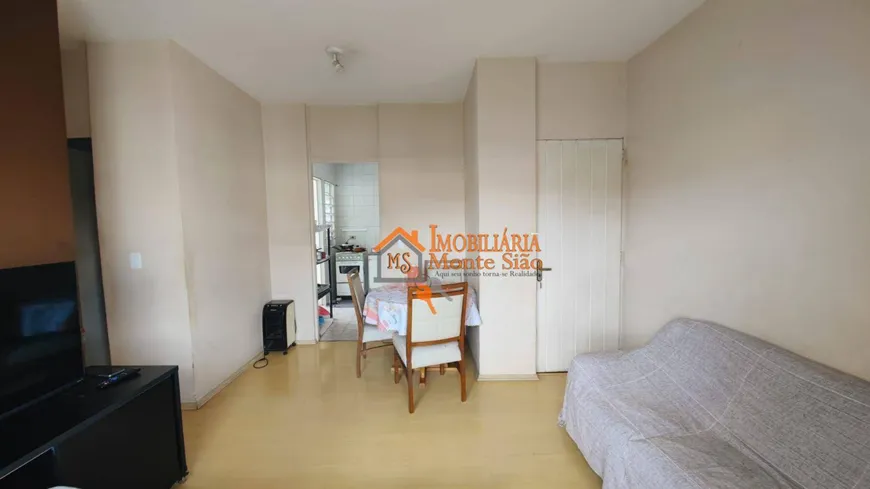 Foto 1 de Apartamento com 3 Quartos à venda, 62m² em Jardim Cumbica, Guarulhos