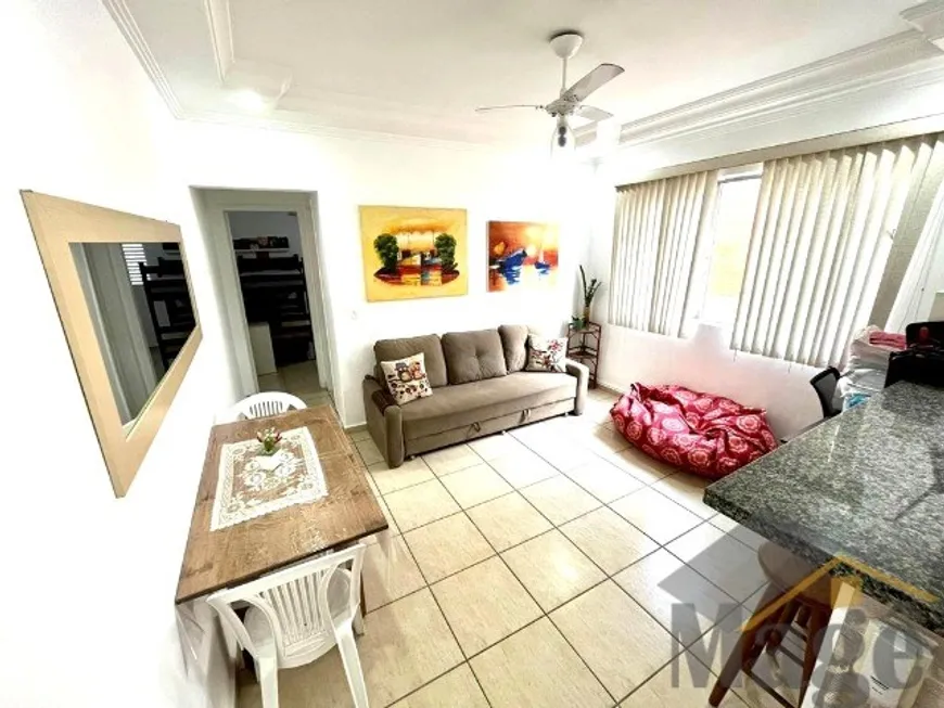 Foto 1 de Apartamento com 1 Quarto à venda, 50m² em Tombo, Guarujá