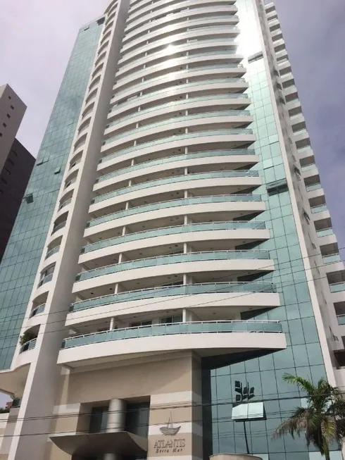 Foto 1 de Apartamento com 2 Quartos para alugar, 70m² em Meireles, Fortaleza