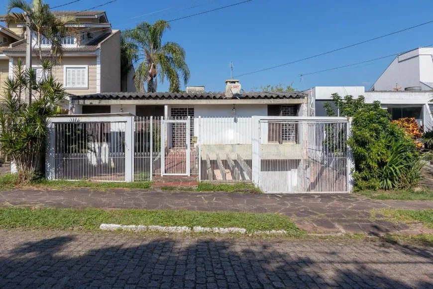 Foto 1 de Casa com 3 Quartos à venda, 418m² em Jardim Isabel, Porto Alegre