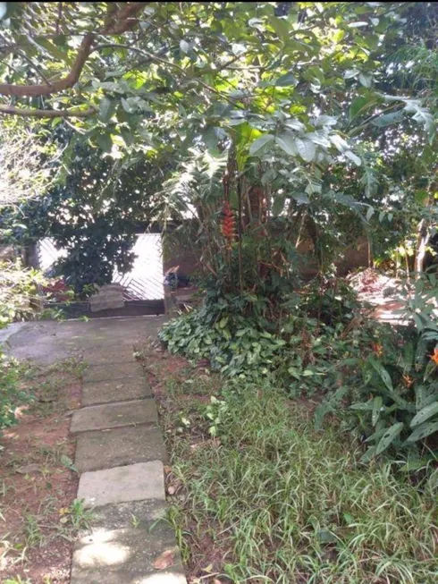Foto 1 de Lote/Terreno à venda, 330m² em Jardim Salete, Taboão da Serra