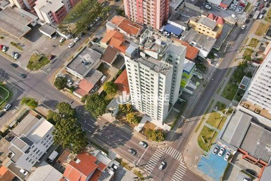 Foto 1 de Apartamento com 2 Quartos à venda, 55m² em Capão Raso, Curitiba