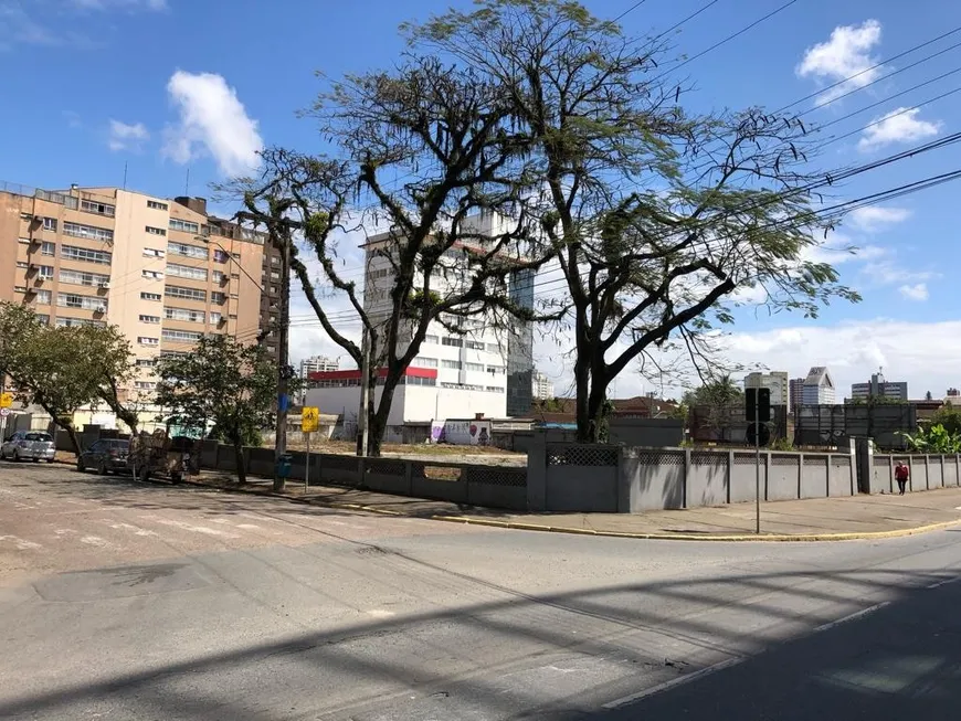 Foto 1 de Lote/Terreno à venda, 2976m² em Bucarein, Joinville