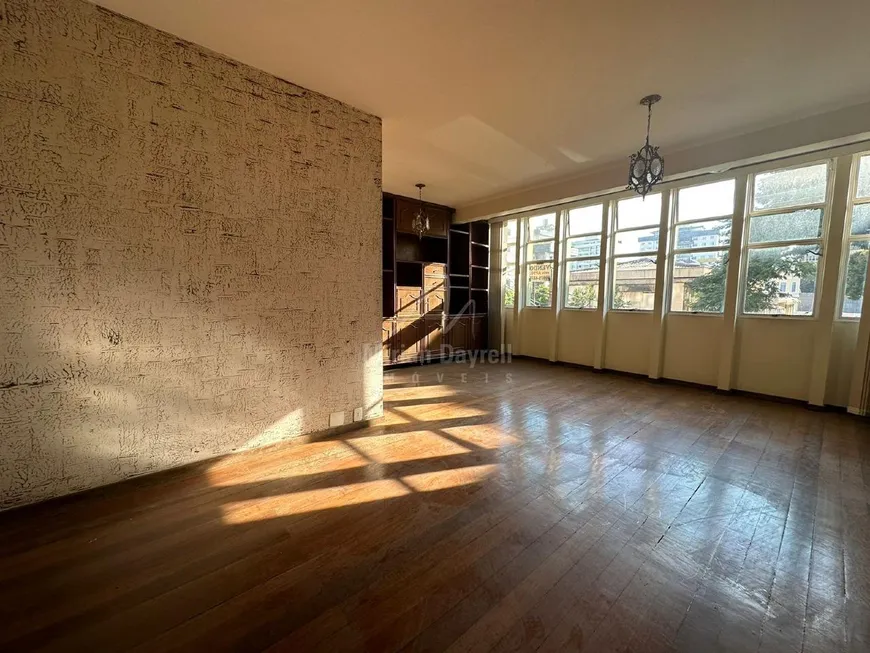 Foto 1 de Apartamento com 4 Quartos à venda, 250m² em Funcionários, Belo Horizonte