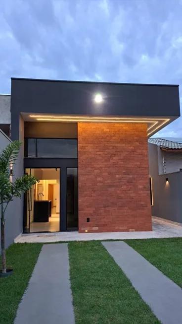 Foto 1 de Casa com 3 Quartos à venda, 100m² em Jardim Solange, Bauru