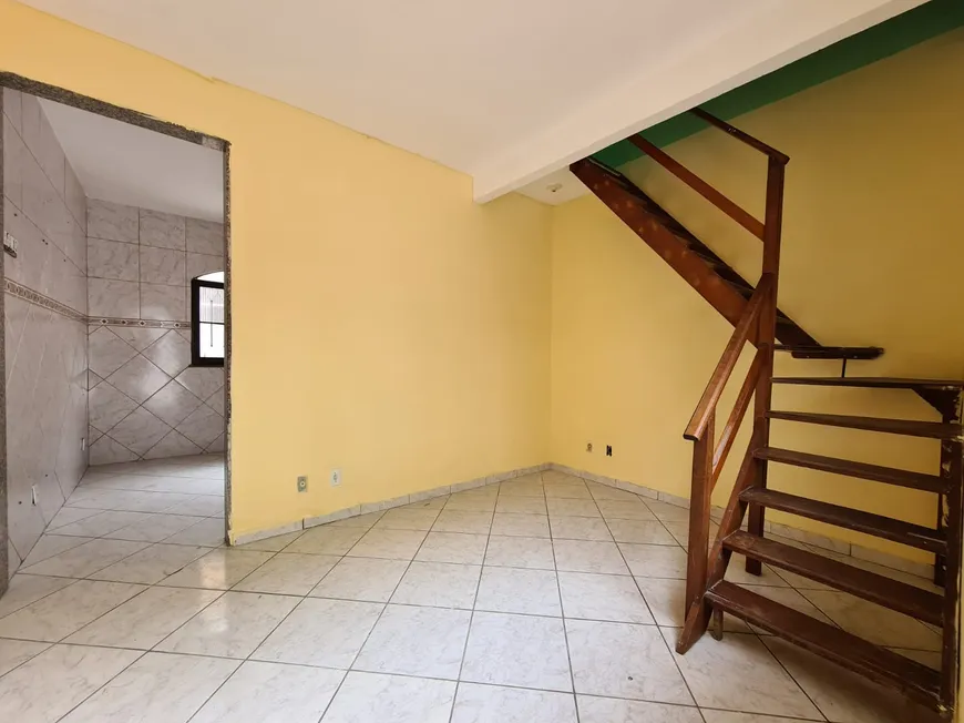 Foto 1 de Casa de Condomínio com 2 Quartos à venda, 100m² em Rancho Novo, Nova Iguaçu