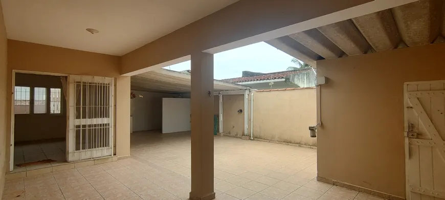 Foto 1 de Casa com 4 Quartos para venda ou aluguel, 123m² em Cibratel II, Itanhaém