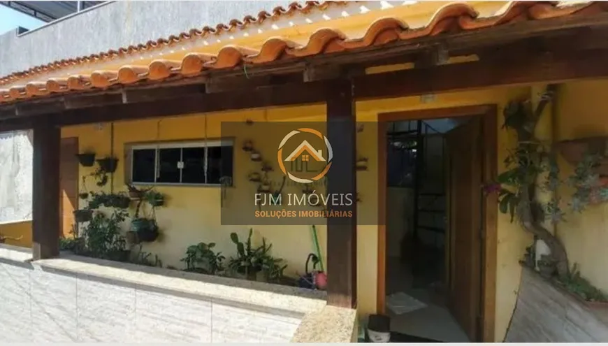 Foto 1 de Casa com 3 Quartos à venda, 124m² em Santa Rosa, Niterói