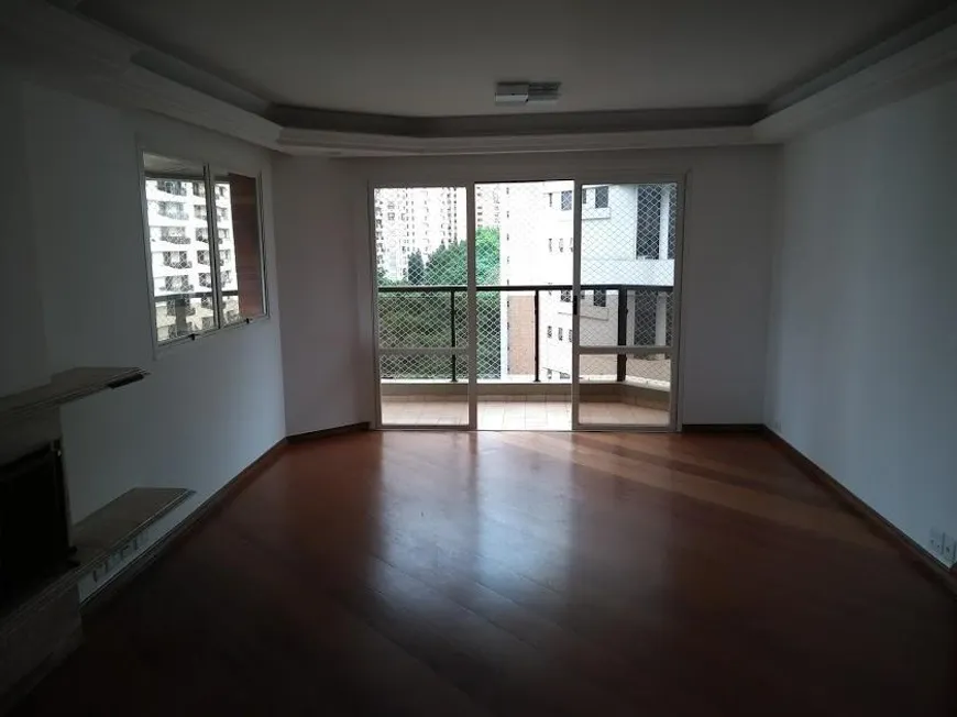 Foto 1 de Apartamento com 4 Quartos para alugar, 208m² em Vila Nova Conceição, São Paulo