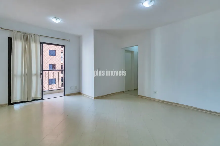 Foto 1 de Apartamento com 3 Quartos à venda, 75m² em Morumbi, São Paulo