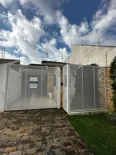 Foto 1 de Casa com 3 Quartos à venda, 119m² em Vila Morangueira, Maringá