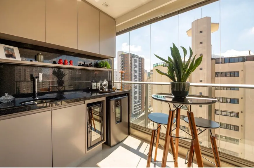 Foto 1 de Apartamento com 2 Quartos à venda, 71m² em Indianópolis, São Paulo