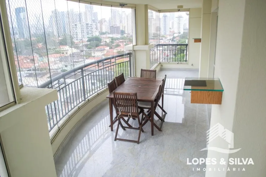 Foto 1 de Apartamento com 3 Quartos para alugar, 190m² em Cidade Monções, São Paulo