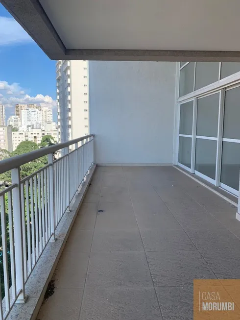 Foto 1 de Apartamento com 4 Quartos à venda, 240m² em Vila Suzana, São Paulo