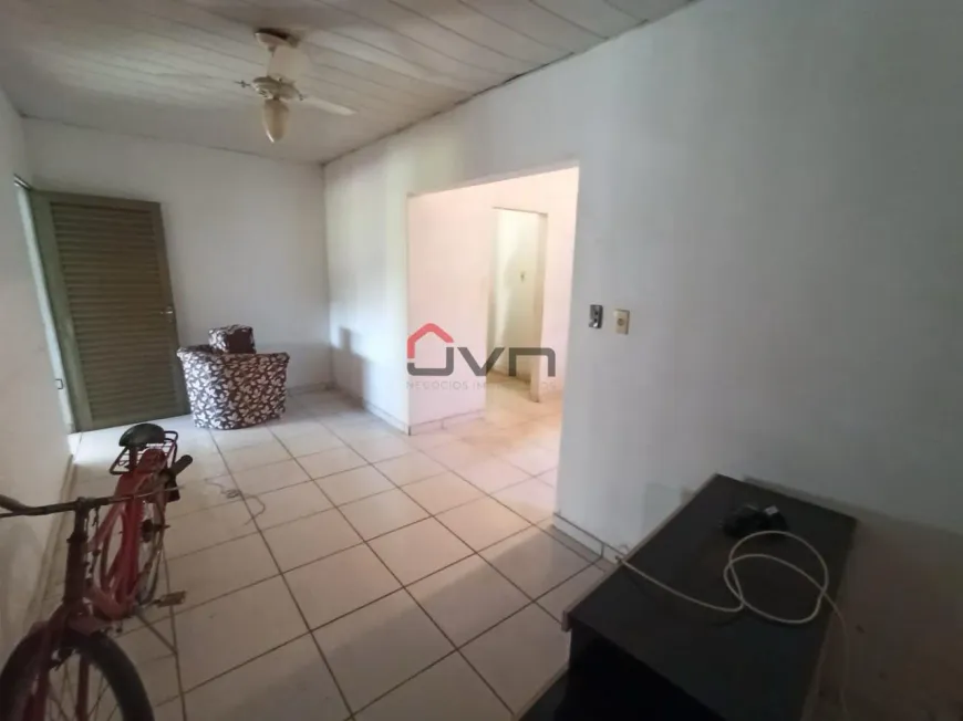 Foto 1 de Casa com 2 Quartos à venda, 150m² em São Jorge, Uberlândia