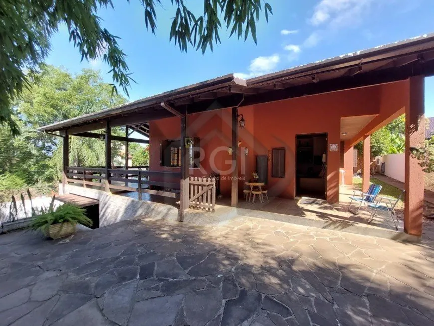 Foto 1 de Casa com 2 Quartos à venda, 163m² em Hípica, Porto Alegre