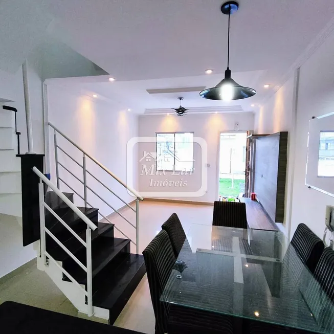 Foto 1 de Casa de Condomínio com 2 Quartos à venda, 61m² em Mutinga, Osasco