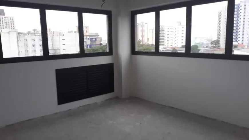 Foto 1 de Sala Comercial para venda ou aluguel, 33m² em Vila Assuncao, Santo André