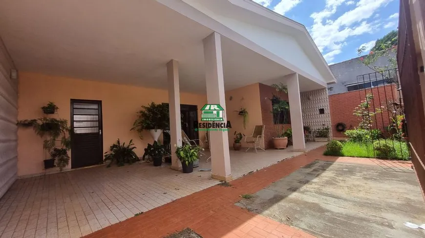 Foto 1 de Casa com 3 Quartos à venda, 477m² em Jundiai, Anápolis