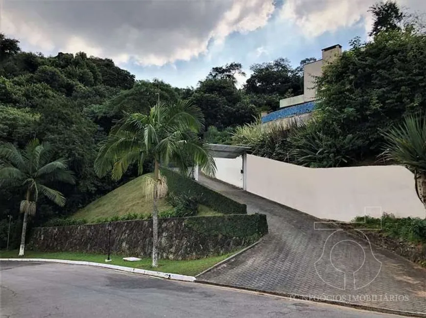 Foto 1 de Casa de Condomínio com 4 Quartos para venda ou aluguel, 494m² em Pousada dos Bandeirantes, Carapicuíba