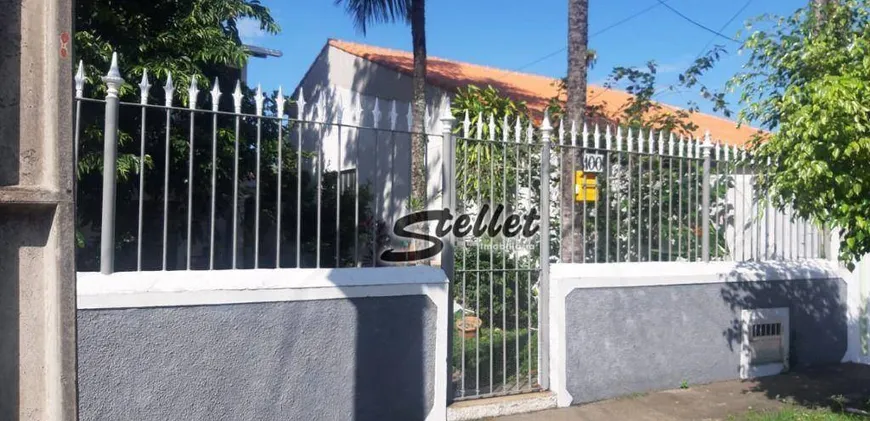 Foto 1 de Casa com 4 Quartos à venda, 232m² em Centro, Rio das Ostras