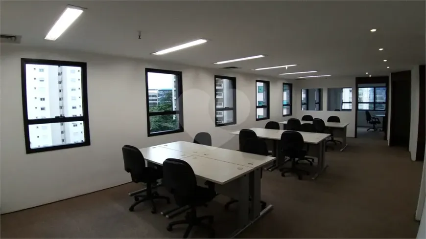 Foto 1 de Sala Comercial à venda, 132m² em Vila Olímpia, São Paulo