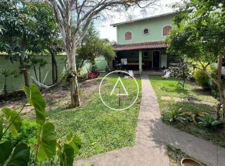 Foto 1 de Casa com 8 Quartos à venda, 350m² em Costa Azul, Rio das Ostras