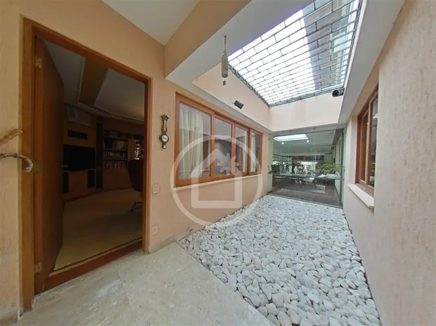 Foto 1 de Casa de Condomínio com 5 Quartos à venda, 1500m² em Itanhangá, Rio de Janeiro