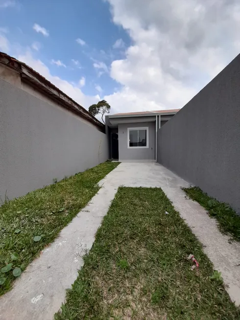 Foto 1 de Casa com 2 Quartos à venda, 46m² em Campo de Santana, Curitiba