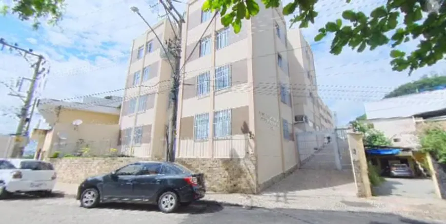 Foto 1 de Apartamento com 3 Quartos para alugar, 70m² em Paineiras, Juiz de Fora