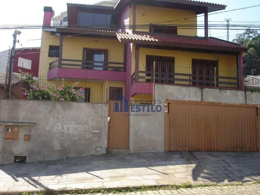 Foto 1 de Casa com 3 Quartos à venda, 309m² em Santa Catarina, Caxias do Sul