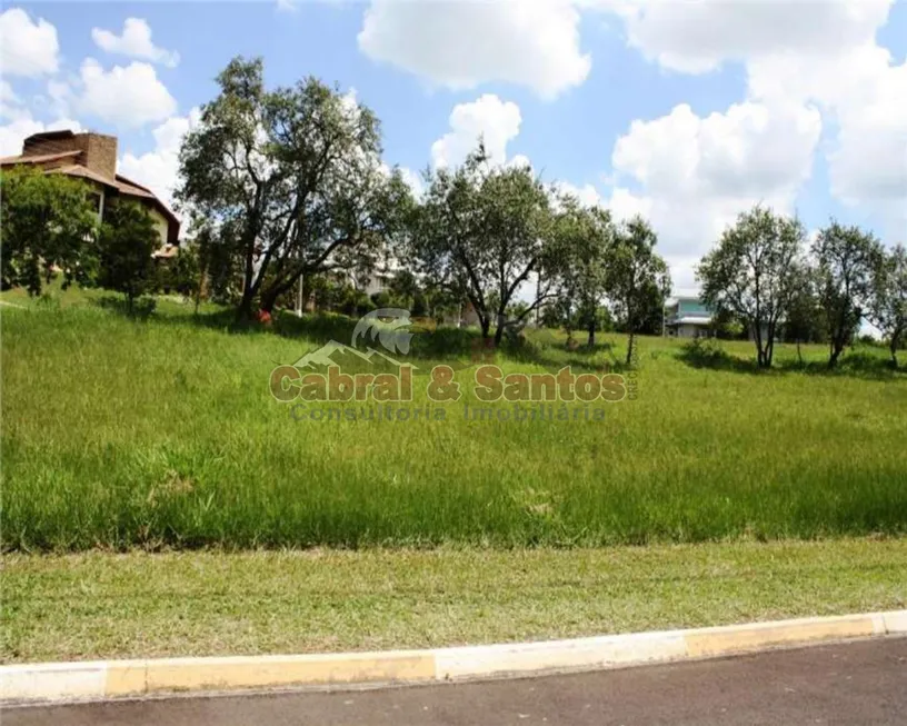 Foto 1 de Lote/Terreno à venda, 3000m² em VILLAGE CASTELO, Itu